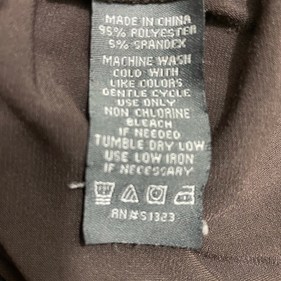 Vince Camuto pleated shoulder long sleeve size small blouse top - Picture 4 of 7